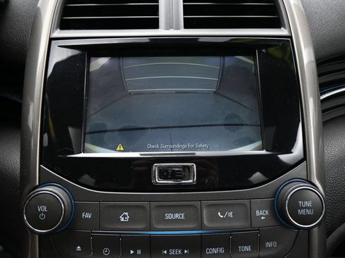 Used 2013 Chevrolet Malibu LT FWD image 22