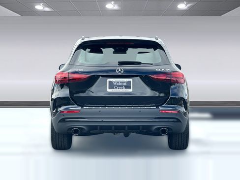 New 2026 Mercedes-Benz GLA 35 AMG 4MATIC image 9