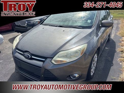 Used 2012 Ford Focus SE image 3