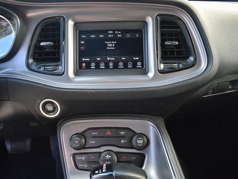 Used 2023 Dodge Challenger SXT image 19