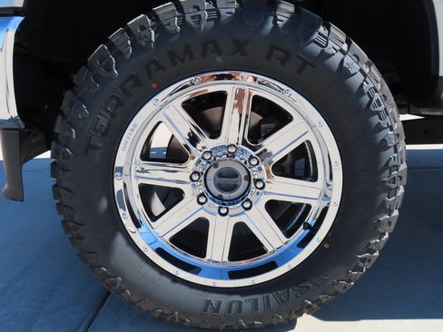 Used 2024 Ford F250 XLT image 5