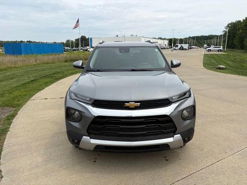 Used 2023 Chevrolet TrailBlazer LT FWD image 12