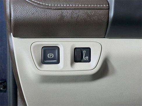 Used 2019 GMC Acadia Denali image 10