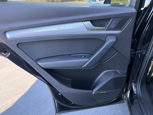 Used 2018 Audi Q5 2.0T Premium Plus w/ Premium Plus Package image 11