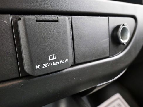 Used 2022 GMC Savana 2500 Extended RWD image 28