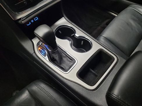 Used 2018 Jeep Grand Cherokee Limited RWD image 26