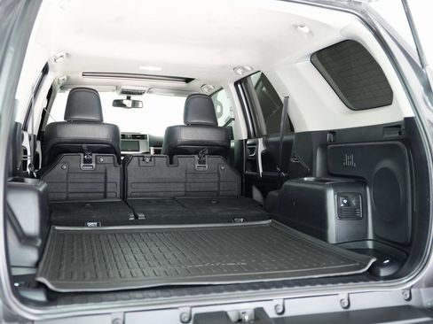 Used 2019 Toyota 4Runner Limited image 32