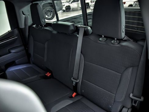 New 2025 GMC Sierra 1500 SLE w/ Preferred Package image 9