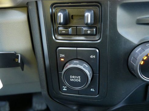 Certified 2023 Ford F350 XLT w/ 360-Degree Camera Package image 24