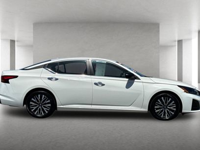 Used 2025 Nissan Altima 2.5 SV