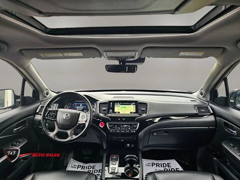 Used 2022 Honda Pilot Touring image 10