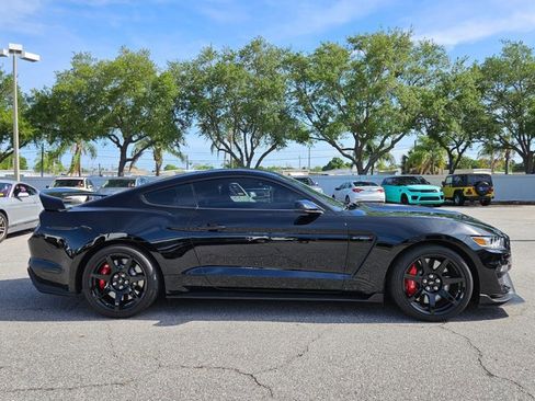 Used 2019 Ford Mustang Shelby GT350R w/ GT350R Equipment Group 920A RWD image 4