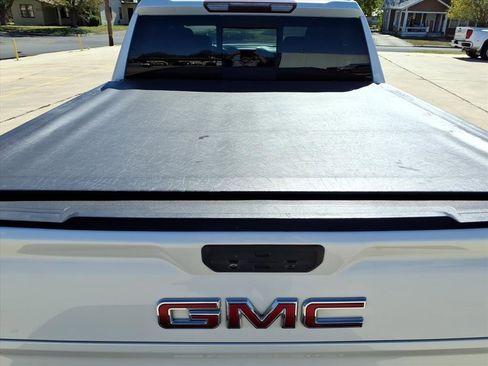 Used 2019 GMC Sierra 1500 SLT w/ SLT Premium Plus Package image 12