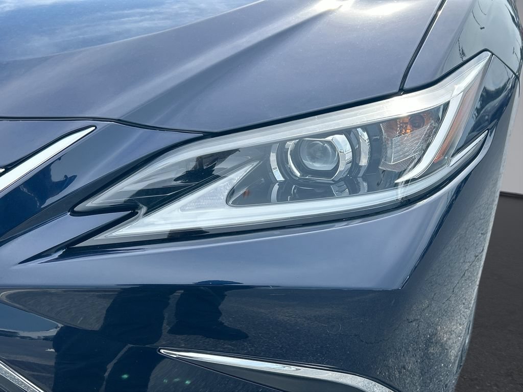 Used 2024 Lexus ES 350 w/ Premium Package FWD image 25
