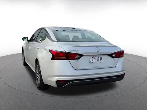 Used 2026 Nissan Altima 2.5 SV FWD image 9