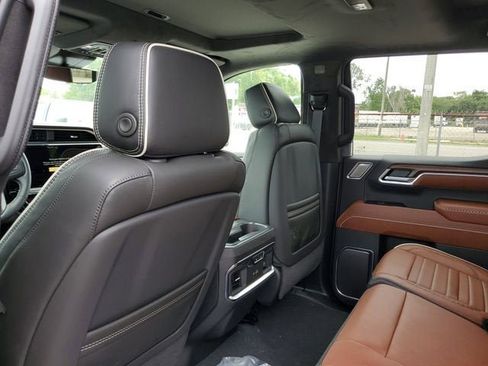 New 2026 GMC Sierra 1500 Denali Ultimate AWD/4WD image 11