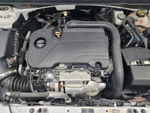 Used 2019 Chevrolet Malibu LS image 30