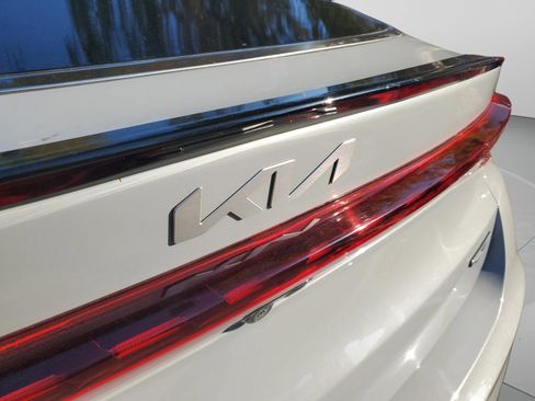 Certified 2022 Kia K5 GT image 8