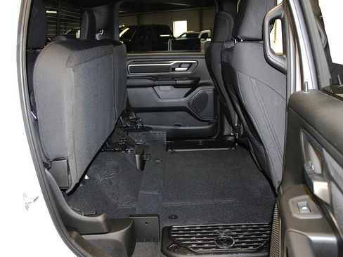 New 2026 RAM 1500 4x4 Crew Cab image 35