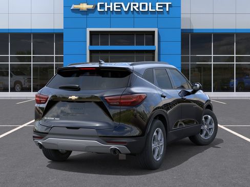 New 2026 Chevrolet Blazer LT w/ Convenience Package AWD/4WD image 4
