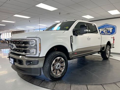 New 2026 Ford F350 4x4 Crew Cab Super Duty image 4