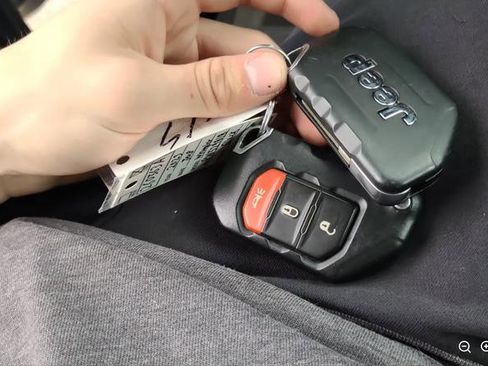 Used 2023 Jeep Wrangler Sport S image 6