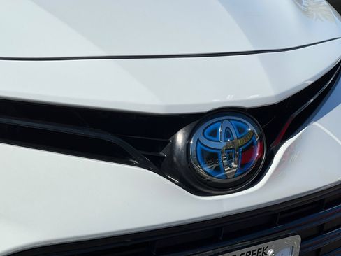 Used 2022 Toyota Camry LE FWD image 42