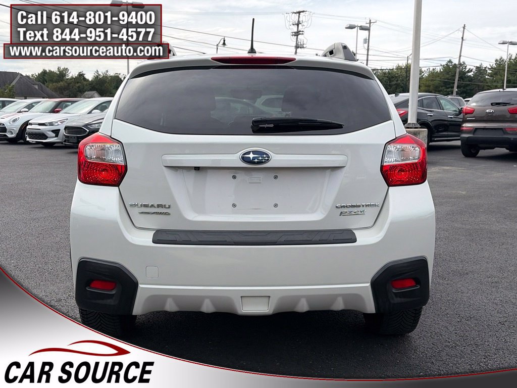 Used 2017 Subaru Crosstrek 2.0i Premium w/ Moonroof Package AWD/4WD image 6