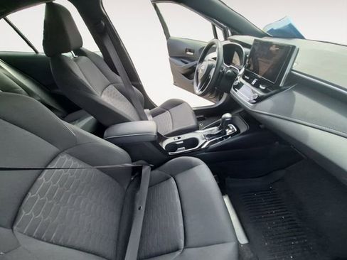 Used 2025 Toyota Corolla SE w/ SE Package FWD image 14