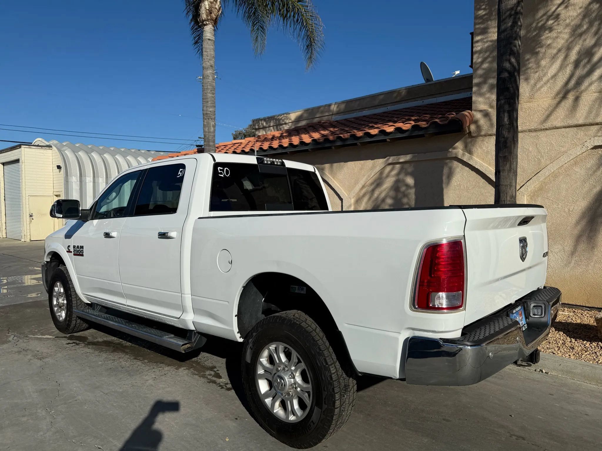 Used 2018 RAM 2500 Laramie AWD/4WD image 6