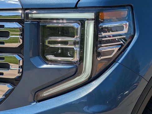New 2026 GMC Sierra 1500 Denali AWD/4WD image 16