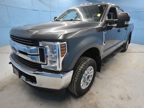 Used 2019 Ford F250 XL w/ STX Appearance Package image 30