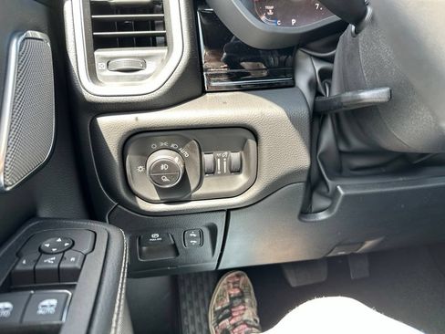 New 2026 RAM 1500 Laramie AWD/4WD image 25