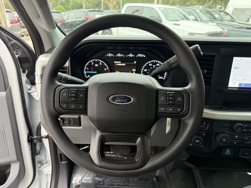 Used 2025 Ford F350 XL w/ 360-Degree Camera Package image 19