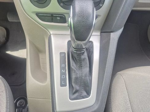 Used 2013 Ford Focus SE FWD image 21