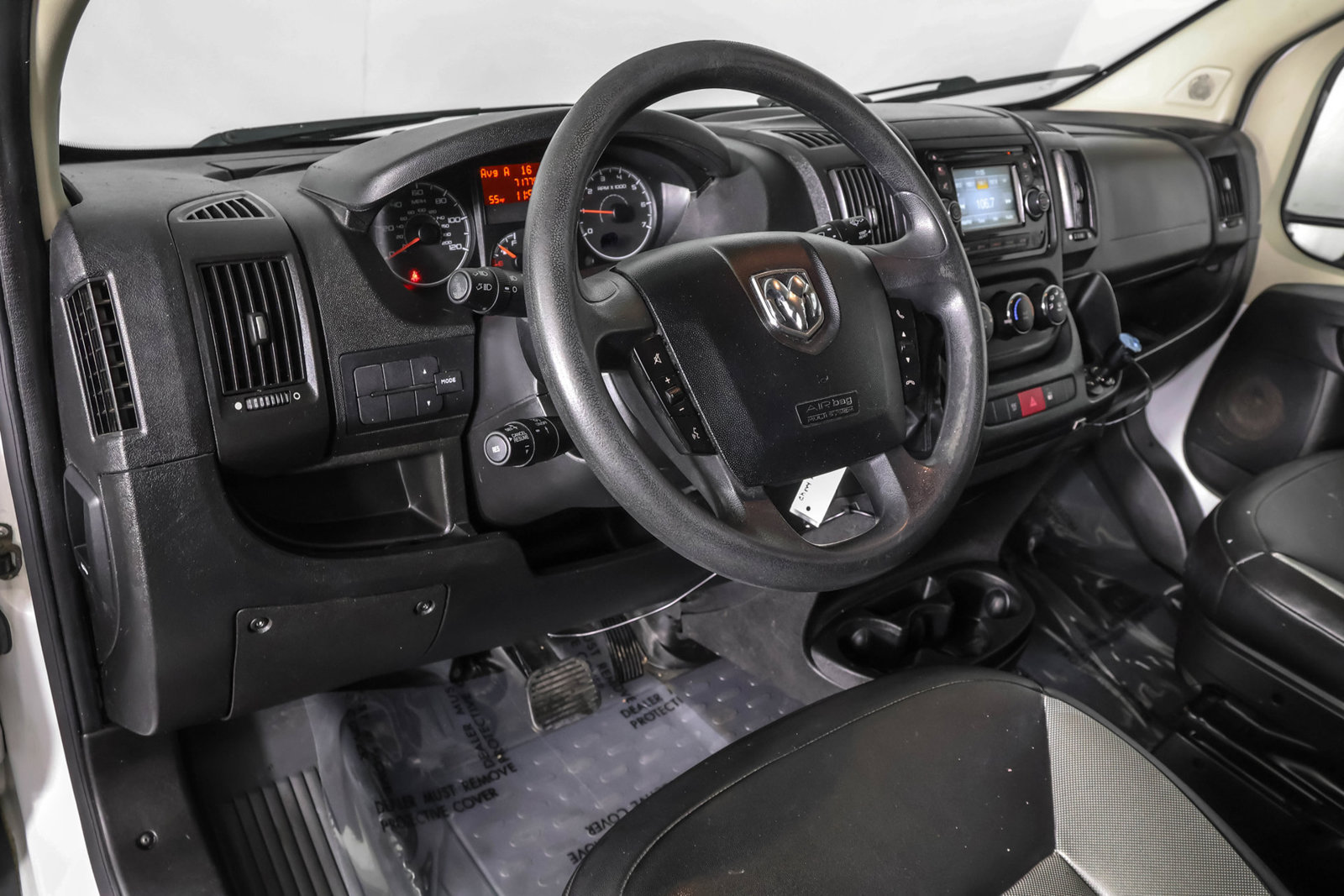 Used 2017 RAM ProMaster 1500 FWD image 5