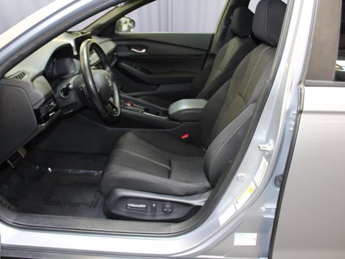 Used 2023 Honda Accord Sport image 29