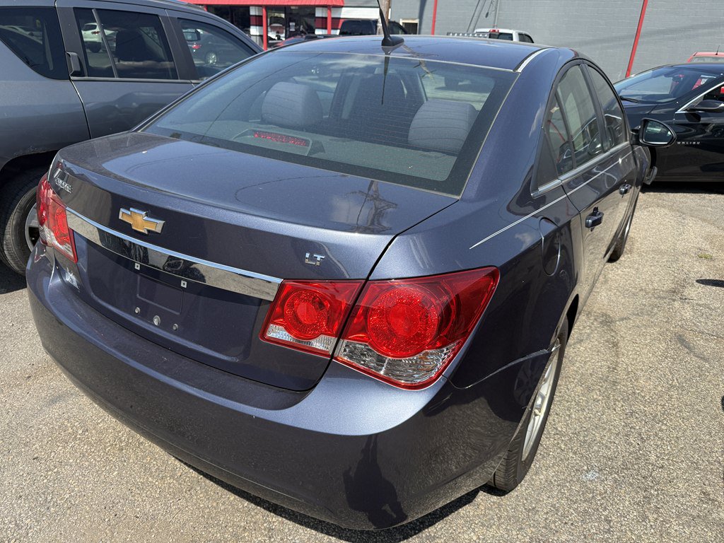 Used 2014 Chevrolet Cruze LT FWD image 4