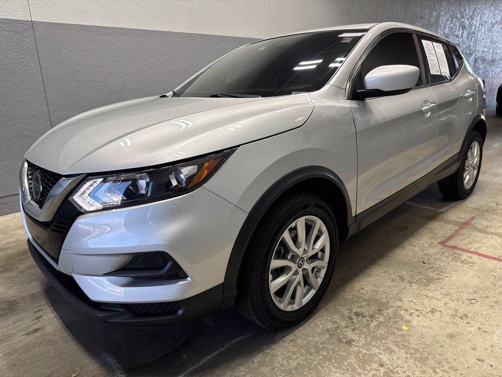 Used 2022 Nissan Rogue Sport S FWD image 6