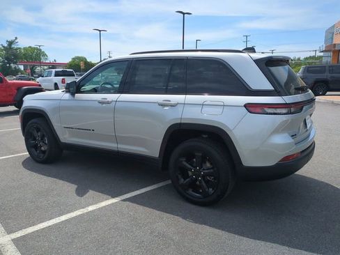 New 2026 Jeep Grand Cherokee Limited AWD/4WD image 6