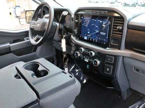 Used 2024 Ford F150 XLT AWD/4WD image 14