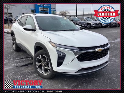 Used 2025 Chevrolet Trax LT