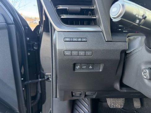 Used 2024 Lexus GX 550 w/ Accessory Package (Z1) image 17