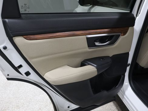 Used 2019 Honda CR-V EX image 19