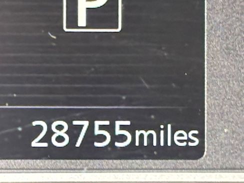 Used 2025 Nissan Versa SV FWD image 39