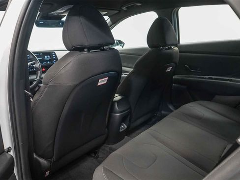 Used 2025 Hyundai Elantra Sport image 18