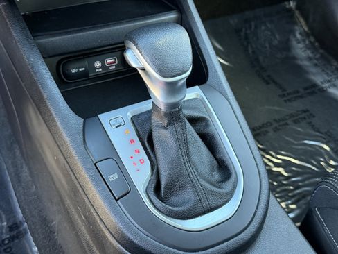 Used 2021 Kia Forte LXS image 23