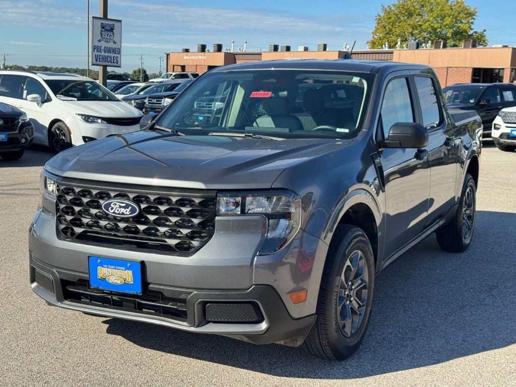 Used 2025 Ford Maverick XLT w/ Equipment Group 302A AWD/4WD image 8