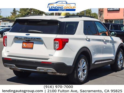 Used 2020 Ford Explorer XLT w/ Equipment Group 202A image 4