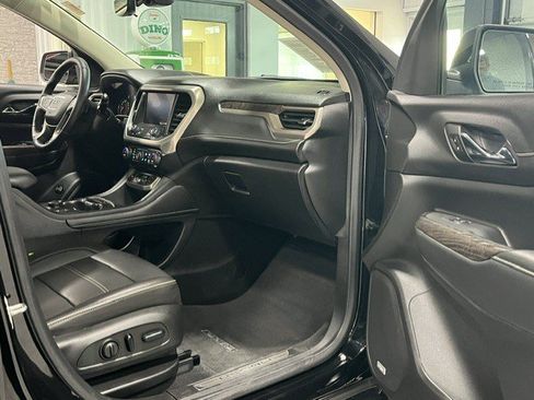 Certified 2023 GMC Acadia Denali w/ Denali Ultimate Package AWD/4WD image 8
